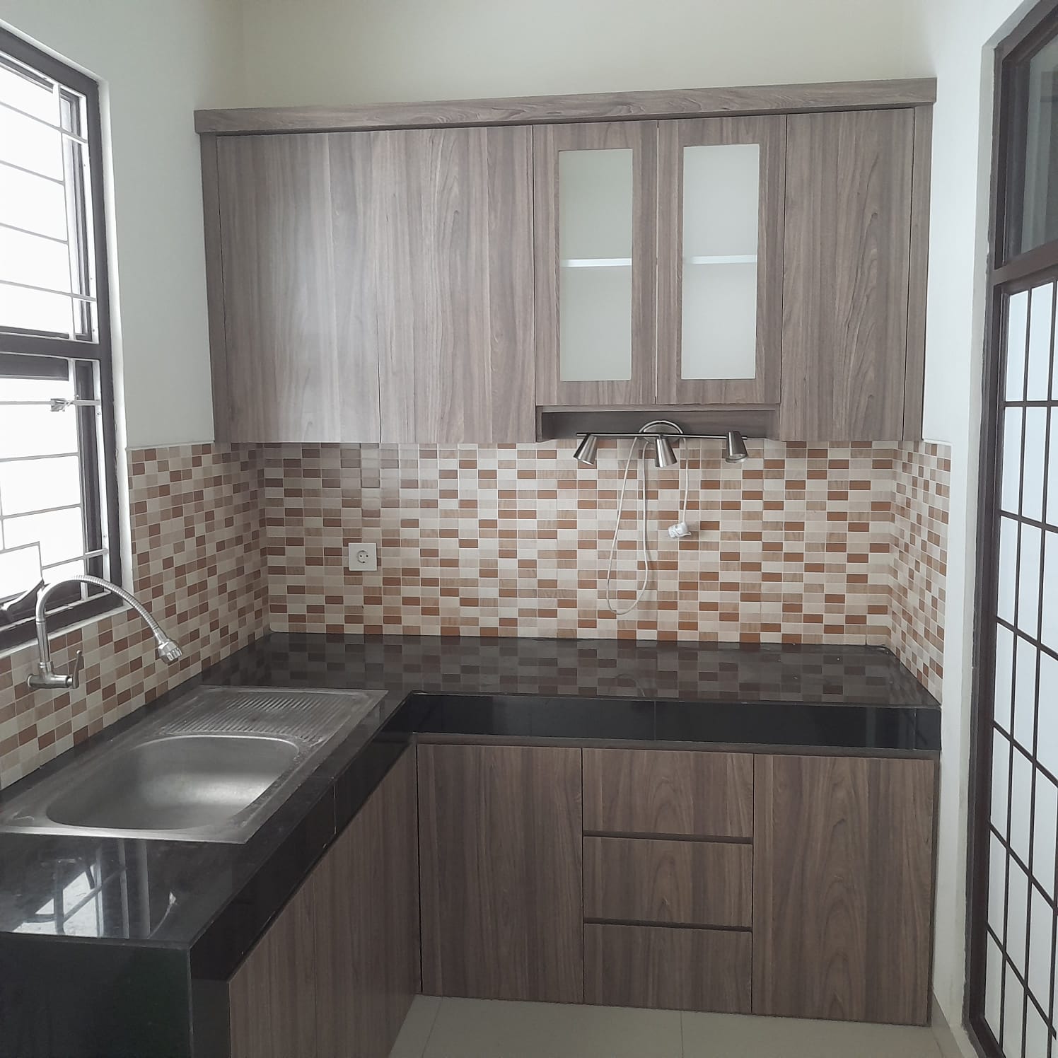 Rumah Disewakan di Cluster Patio Lippo Cikarang